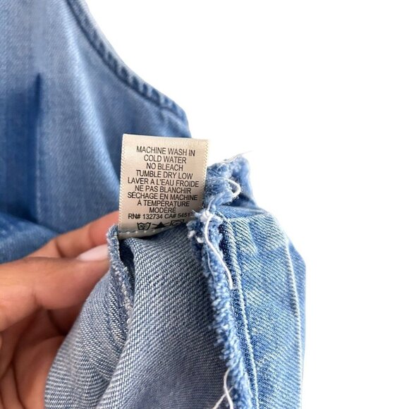 Cloth & Stone Sz L High Low Sleeveless Button Up Blouse Tencel Chambray Blue - Picture 7 of 11